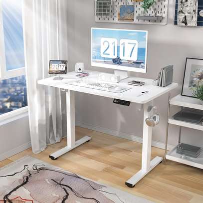 1.2 M White Rectangular Office Desk image 7