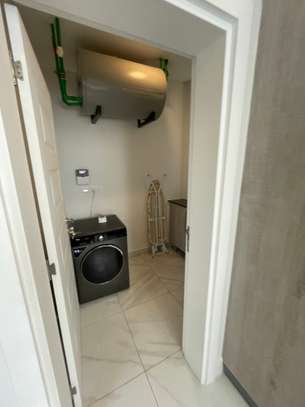 Furnished 1 Bed Apartment with En Suite in Westlands Area image 9