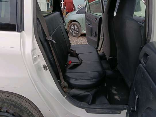 TOYOTA PROBOX image 3