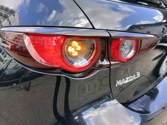 Mazda 3 image 5
