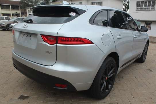 Jaguar F Pace R Sport 20d AWD Model 2017 80,000 Kms image 3