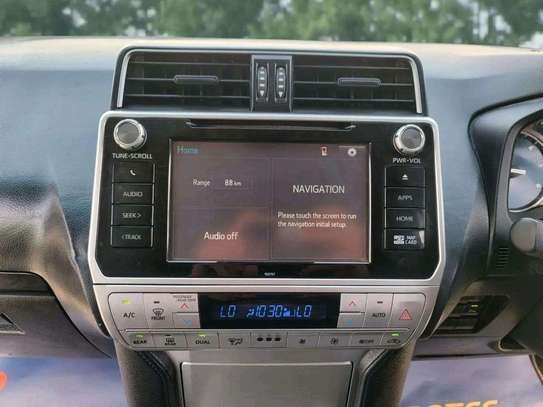 Toyota land cruiser prado image 12
