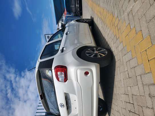 Toyota passo newshape image 7