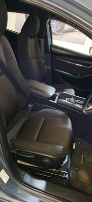 Mazda 3 petrol 2020 1500cc skyactive Engine image 8