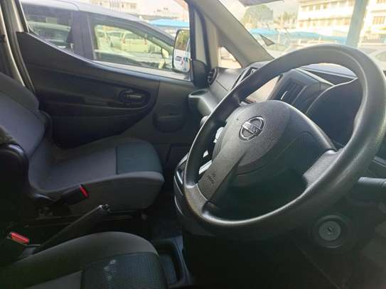 Nissan nv200 2018 model image 6