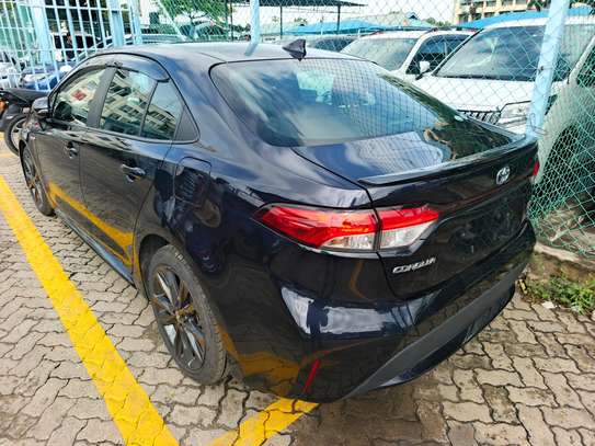 Toyota Corolla sedan image 25