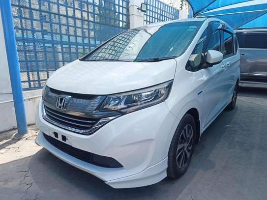 Honda Freed Hybrid white 2018 image 2