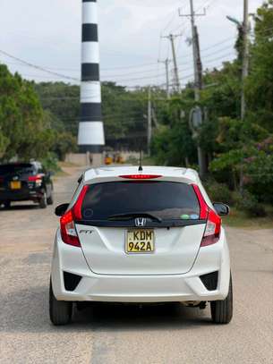 HONDA FIT,NON- HYBRID,2016,2WD(Deposit 900k) image 3