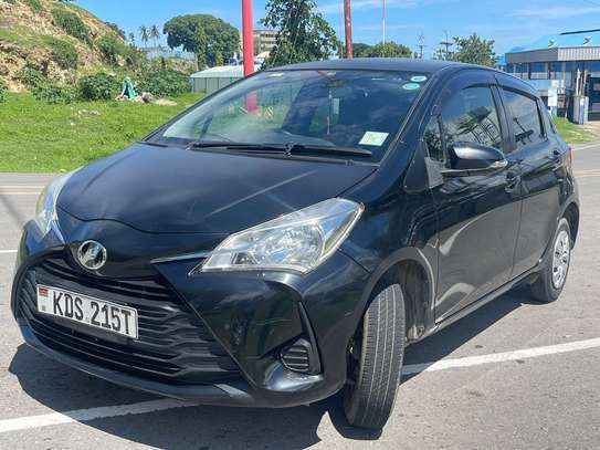 Toyota Virtz image 2