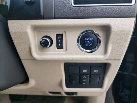 Toyota land Cruiser Prado TXl image 12