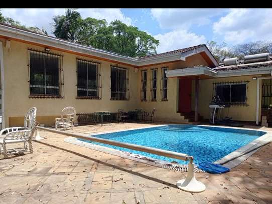 4 Bed House with En Suite in Muthaiga image 10