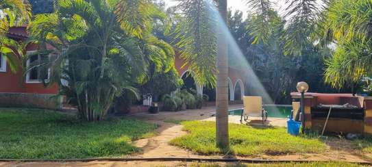 3 Bed Villa with En Suite at Bokoboko image 3