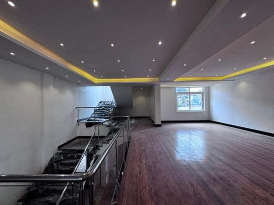 5 Bed House with En Suite in Runda image 17