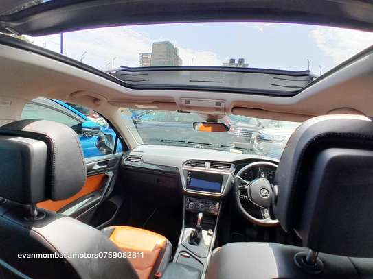 Volkswagen tiguan Sunroof 2018 image 9