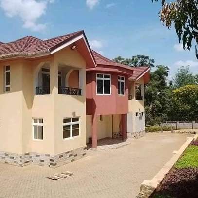 4 Bed House with En Suite at Runda image 8