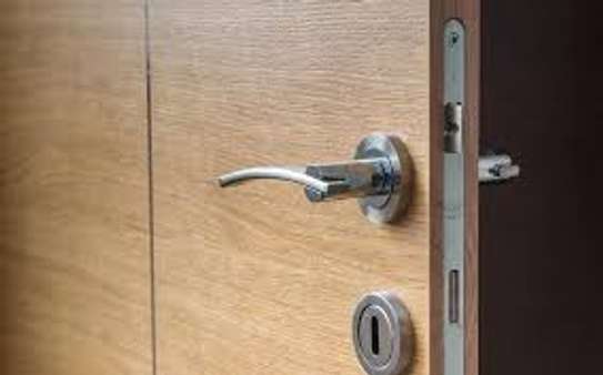 Best Locksmiths | Lock repairs | lock replacements| 24 Hour Emergency Locksmith Services image 1