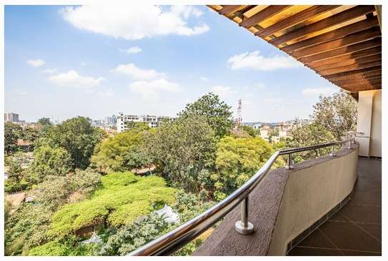 5 Bed Apartment with En Suite in Westlands Area image 2