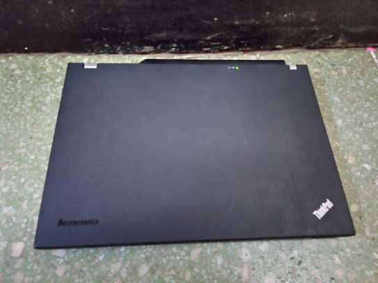 Lenovo ThinkPad t400 core 2 duo 4gb ram 320gb hdd image 2