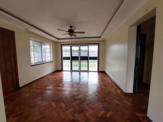 2 Bed House with En Suite at Natasha Avenue image 4