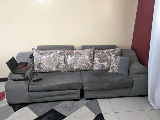 Luxury Sofa set image 2