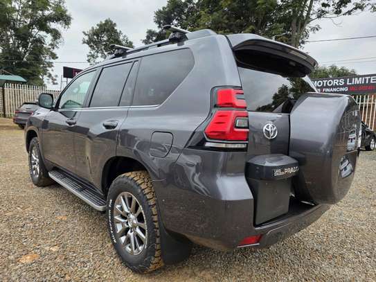 Toyota Prado Body conversion image 3