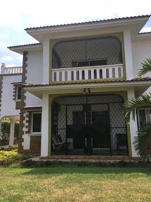 3 bedroom With Sq in Shanzu Mombasa image 1