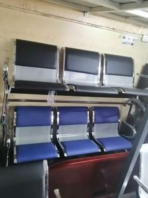 3-Seater linked visitor padded waiting chairs image 5