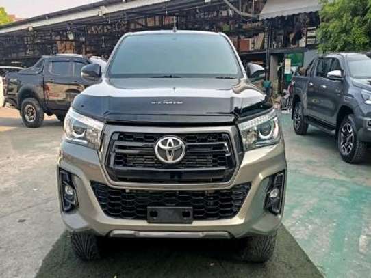 2018 Toyota Hilux double cab image 3