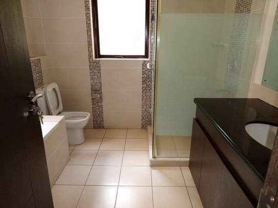 Serviced 4 Bed Apartment with En Suite at Riverside Drive image 10