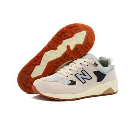 New balance sneakers image 5