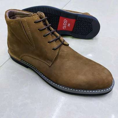 Official Semi Casual Quality Leather Boots
38 to 45
Ksh.4500 image 1