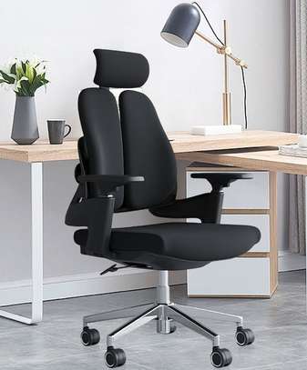 Office Chair : 360° Swivel Office Executive Chair image 11