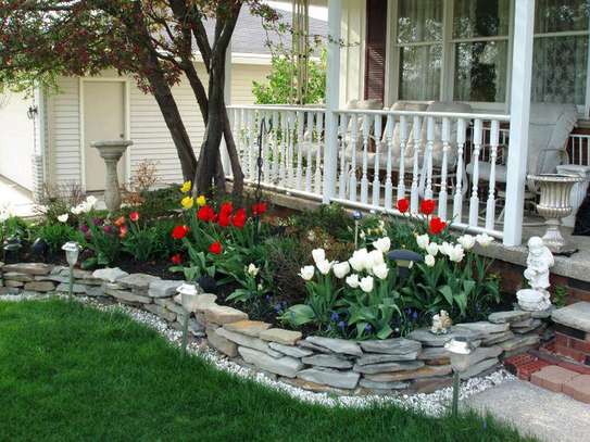 LANDSCAPING AND GARDEN SERVICES image 5