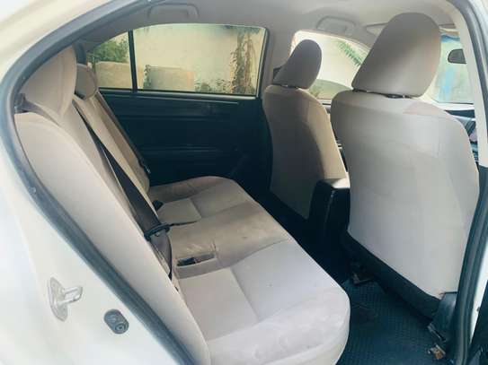 Toyota Axio KDL image 9