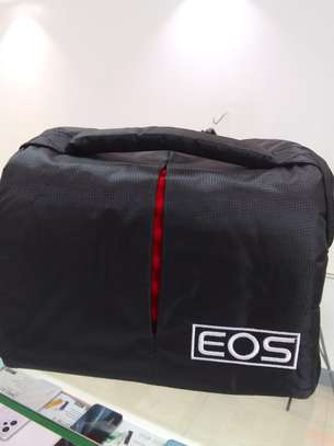 EOS shoulder camera bag image 1
