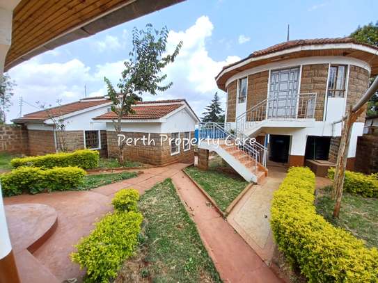 5 bedroom, own compound To Let image 3