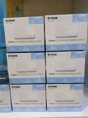D-Link 5-Port Fast Ethernet Desktop Switch In Plastic Casing image 1