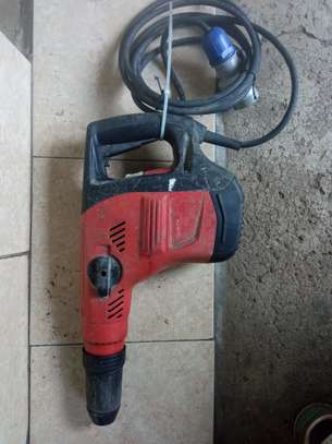 Hilti TE 500-AVR Demolition Hammer (Jackhammer) image 2