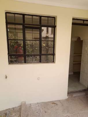 3 Bed House with En Suite in Mombasa Road image 8
