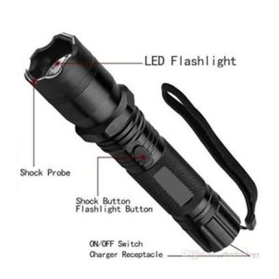 Rechargeable Self-Defense Police Torch With Electric Shock image 2