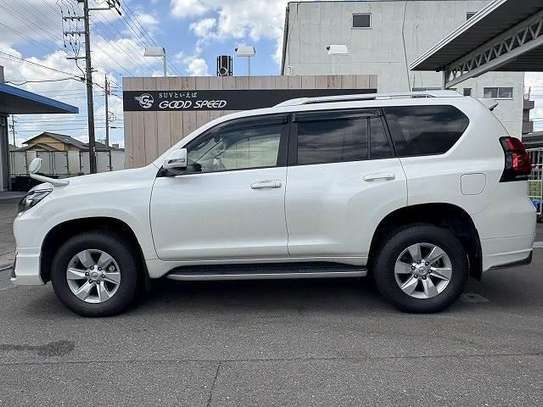 TOYOTA LAND CRUISER PRADO TX image 5