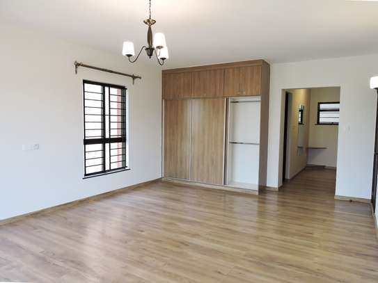 3 Bed Apartment with En Suite in General Mathenge image 37
