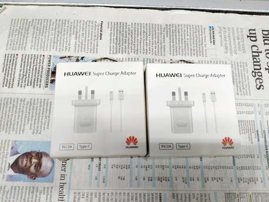 Huawei type c super fast charging charger image 1