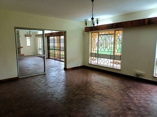 4 Bed House with En Suite at Gigiri image 8