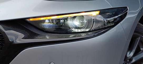 Mazda 3 Axela hatchback Diesel Silver 2019 image 3