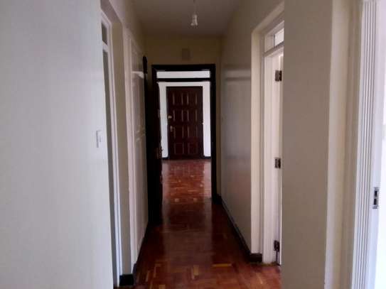 Lavington -Lovely three bedrooms Apt for rent. image 4