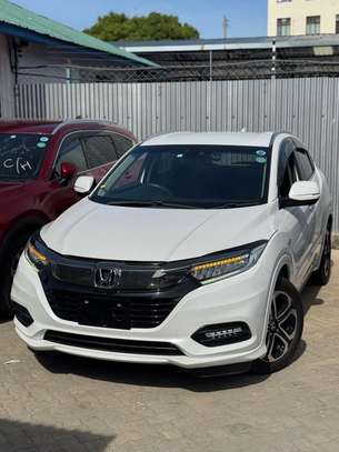Honda vezel Hybrid white 2018 image 2