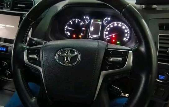 Toyota land Cruiser Prado TZ-G Black 4wd 2018 image 5