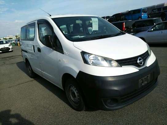 NV200 (low deposit of 550,000 accepted) image 2