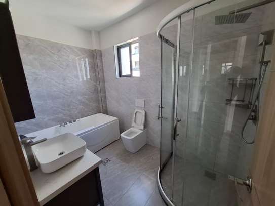 4 Bed Apartment with En Suite at Kilimani image 12